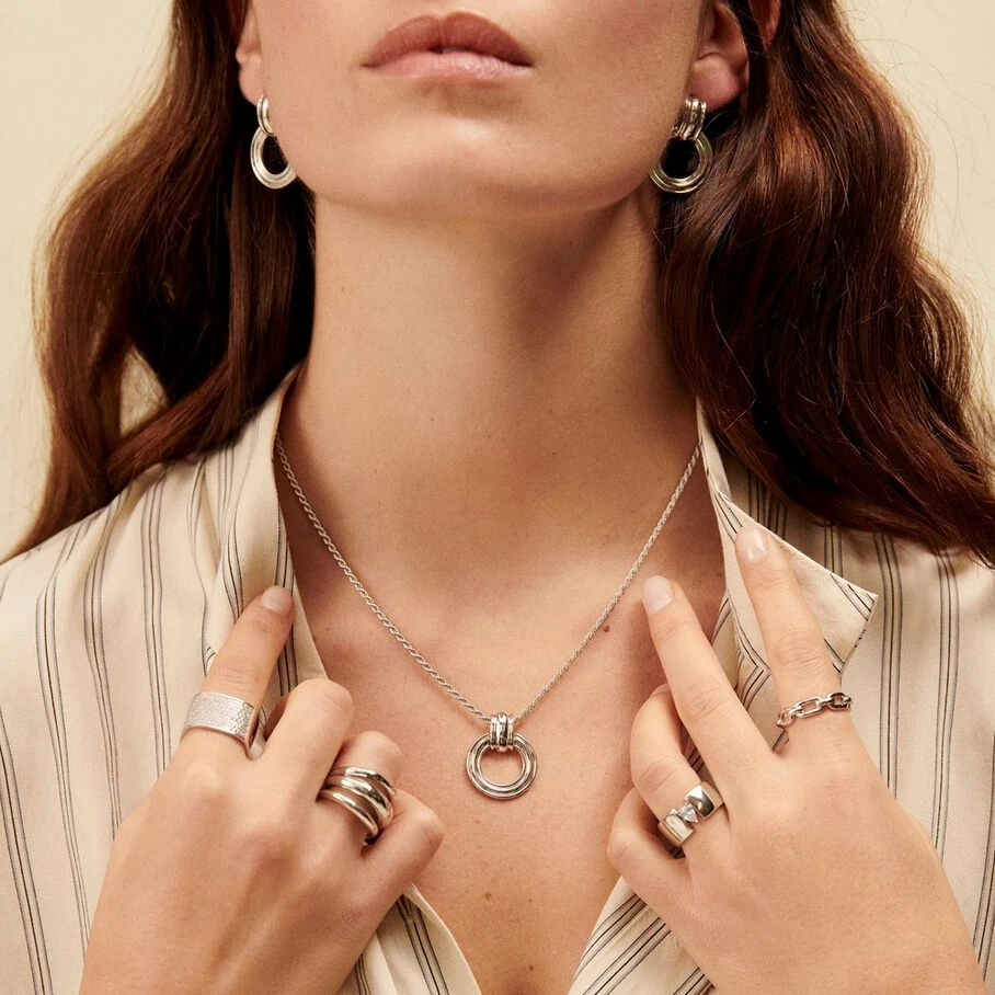 Bague Large JADE - Cristal / Argenté 4 Bague Large JADE - Cristal / Argenté – Image 2