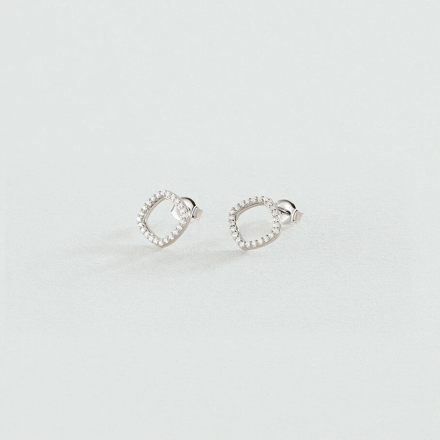 Boucles D'oreilles Puces SISSI - Cristal / Argenté 3 Boucles D'oreilles Puces SISSI - Cristal / Argenté