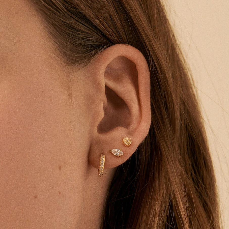 Piercing Puce PARADIS - Cristal / Doré 4 Piercing Puce PARADIS - Cristal / Doré – Image 2