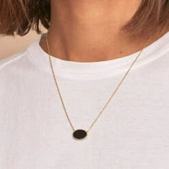 Collier Mi-long ATMA - Onyx/ Vert -Bagues Magasin 02690140 513 TU M1